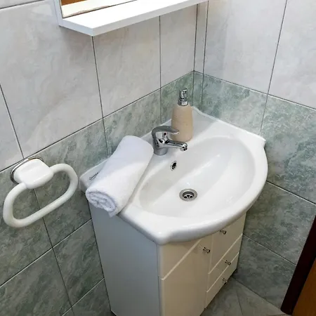 Jacuzzi House - Parking - Playground *