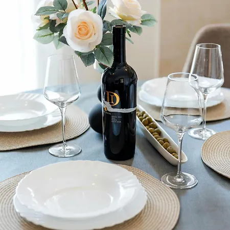 Jacuzzi, Kids' Playground, Free Parking Kaštela