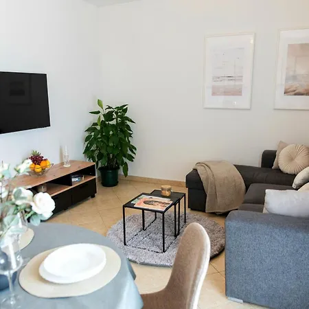 Jacuzzi, Kids' Playground, Free Parking